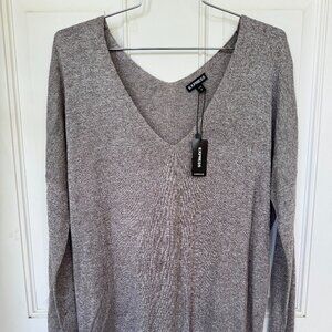 Women's Large Faux Cashmere V-neck sweater